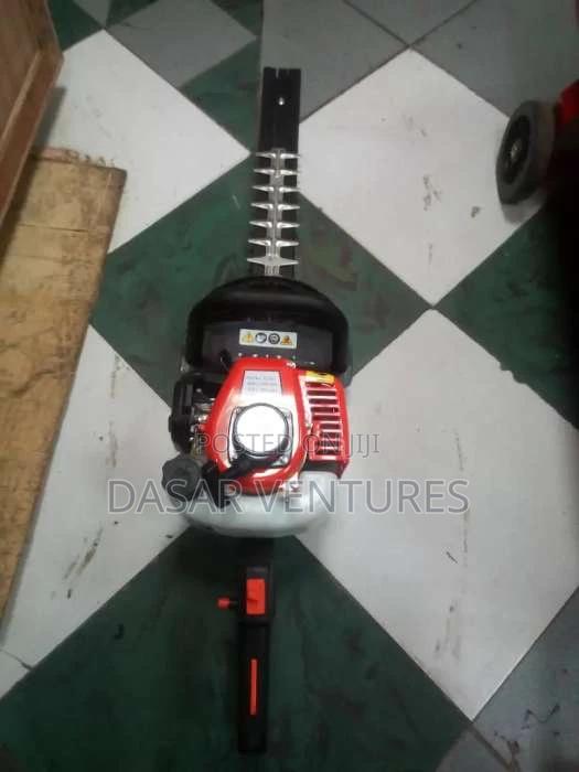 Hedge Trimmer Machine - main view