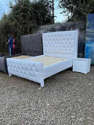 5/6 Leather Bed