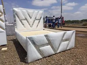 5/6 Mirrored Bed