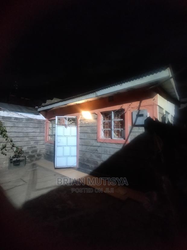 3bdrm Bungalow in Kayole Junction for sale - main view