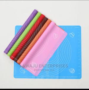 Dough Kneading Mat - thumbnail 2