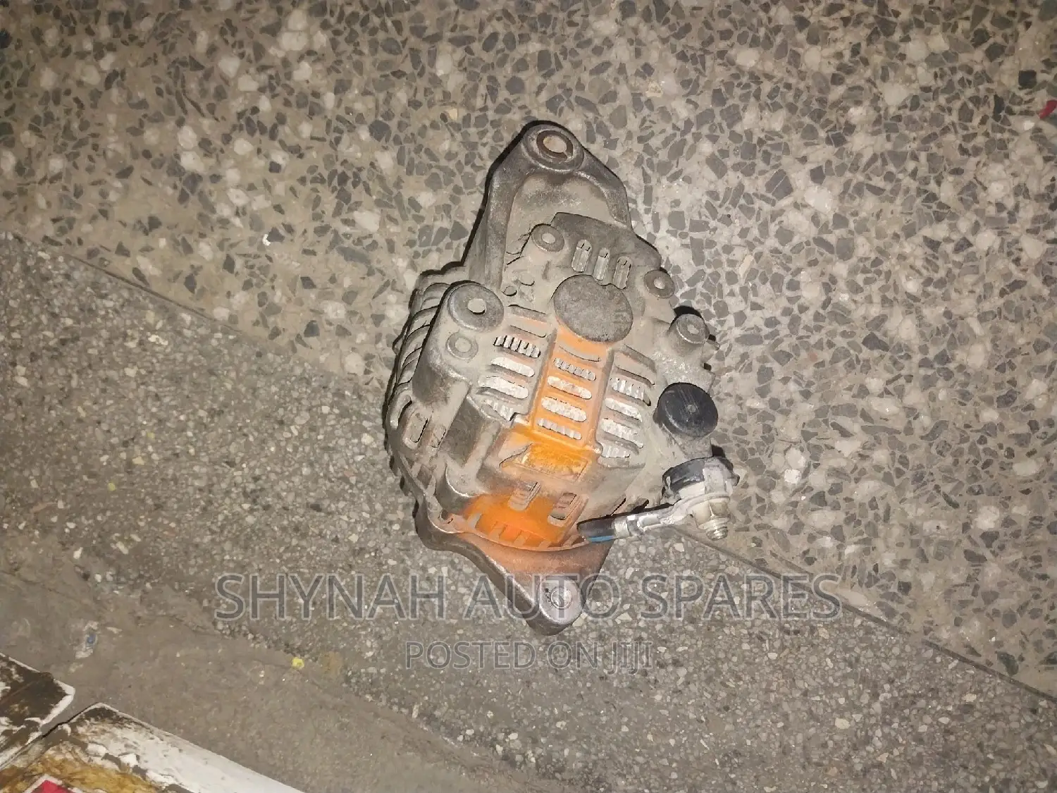 Alternator Nissan Wingroad Y11