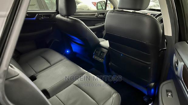 Subaru Outback 2016 Black - thumbnail 3