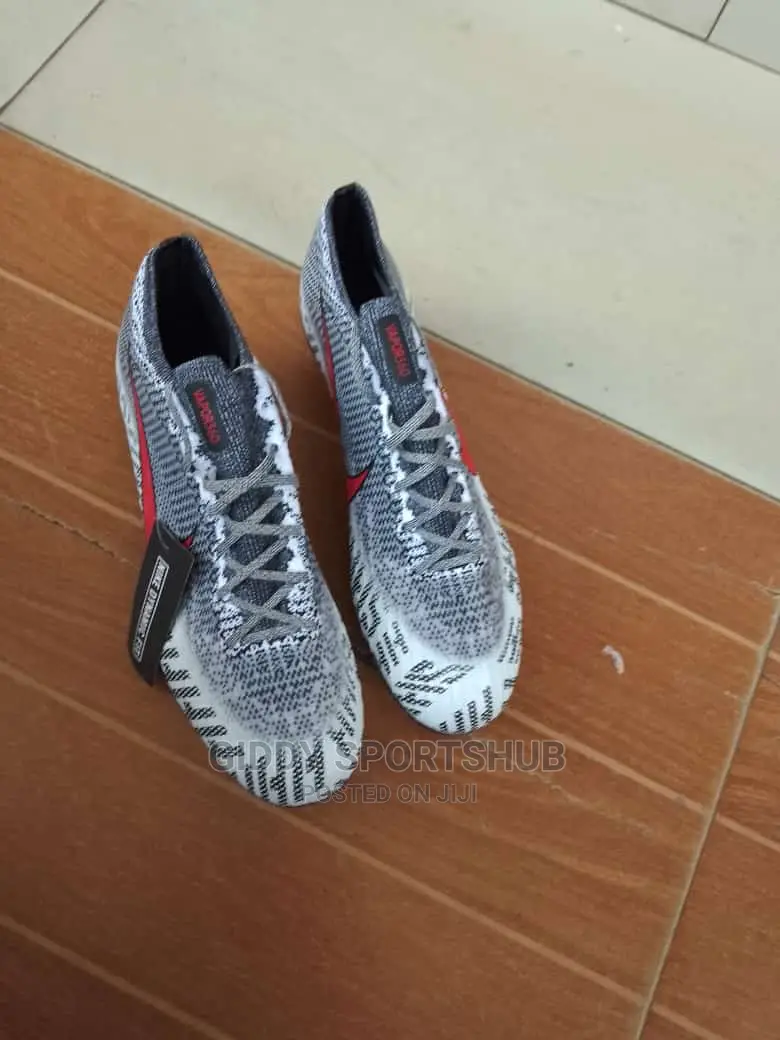 Rugby Boots New NIKE BOOTS