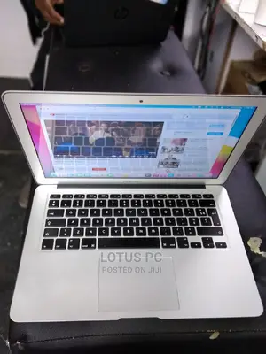 Laptop Apple MacBook 2017 8GB Intel Core I5 SSD 256GB