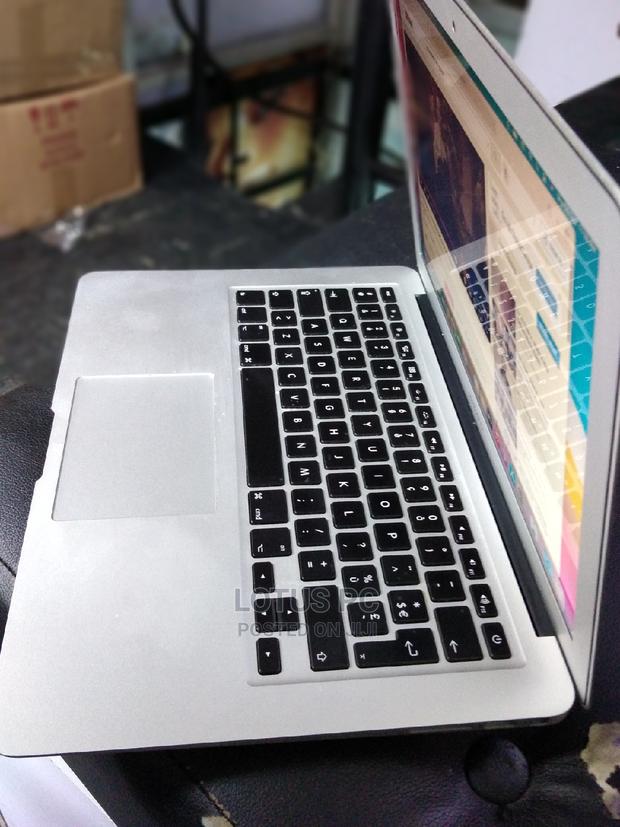 Laptop Apple MacBook 2017 8GB Intel Core I5 SSD 256GB - thumbnail 4