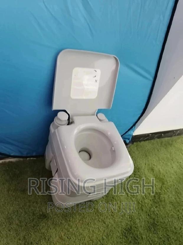 Top and High Quality Portable Toilets - main view