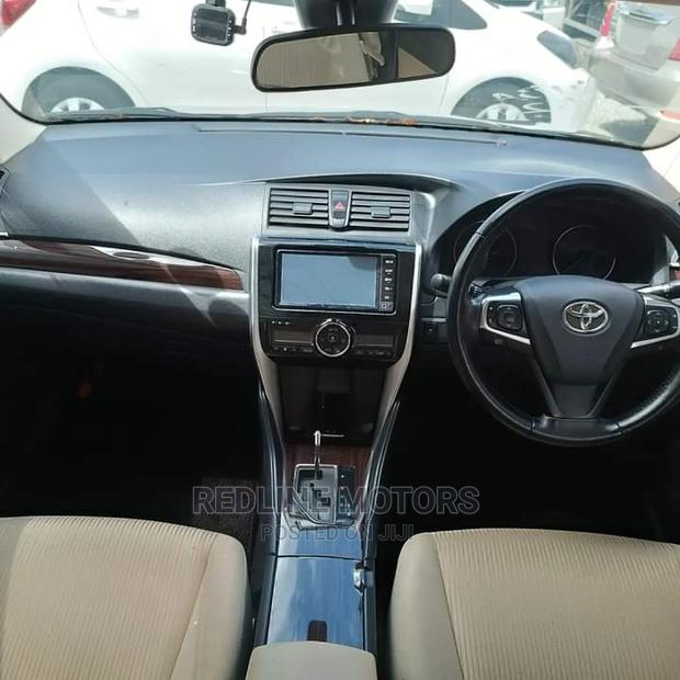 Toyota Premio 2017 Black - thumbnail 2