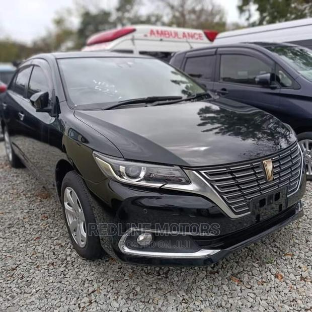 Toyota Premio 2017 Black