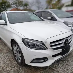 Mercedes-Benz C180 2016 White