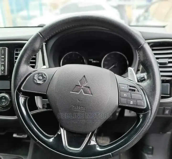 Mitsubishi Outlander 2017 Brown