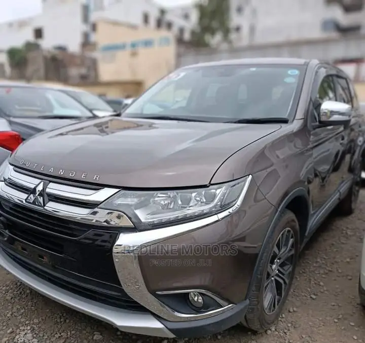 Mitsubishi Outlander 2017 Brown