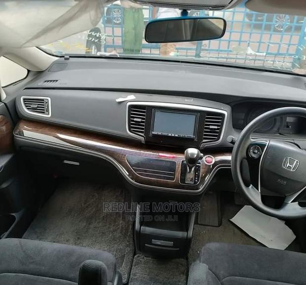 Honda Odyssey 2.4 Absolute 2WD 2016 Pearl - thumbnail 3