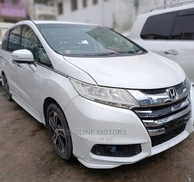 Honda Odyssey 2.4 Absolute 2WD 2016 Pearl