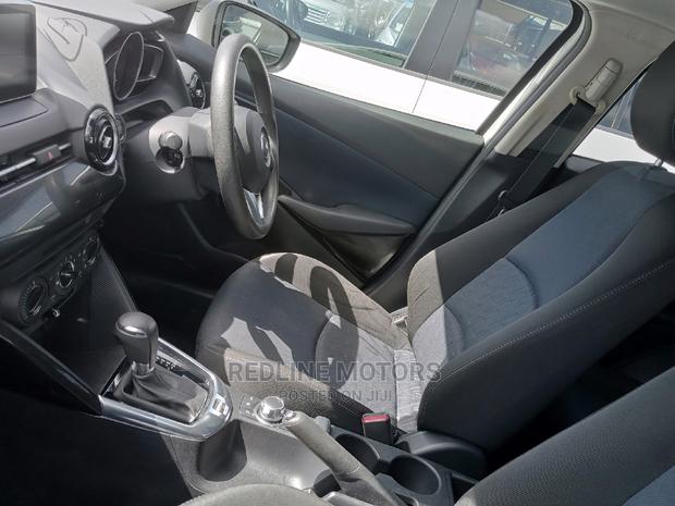 Mazda Demio 2016 White - thumbnail 3