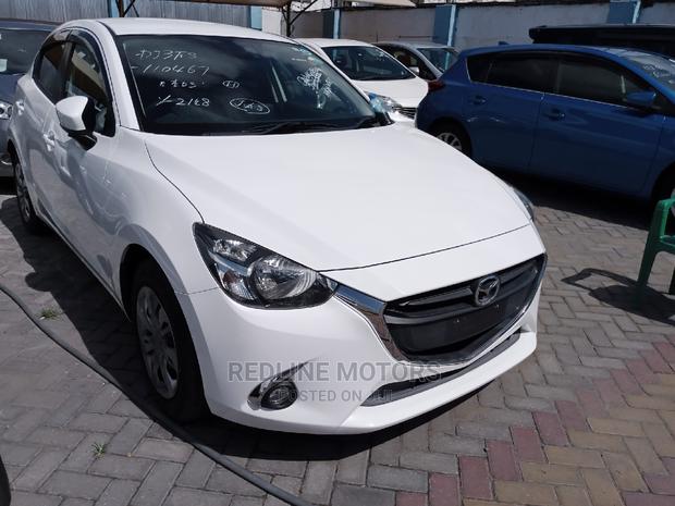 Mazda Demio 2016 White - thumbnail 2