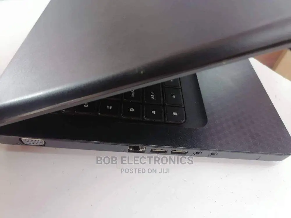 Laptop HP 15-Gw0023od Slim 4GB Intel Pentium HDD 320GB
