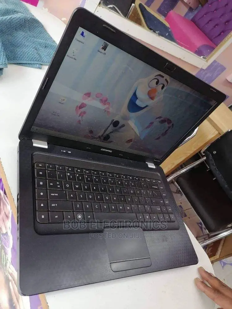 Laptop HP 15-Da2933nia 4GB Intel Celeron HDD 500GB
