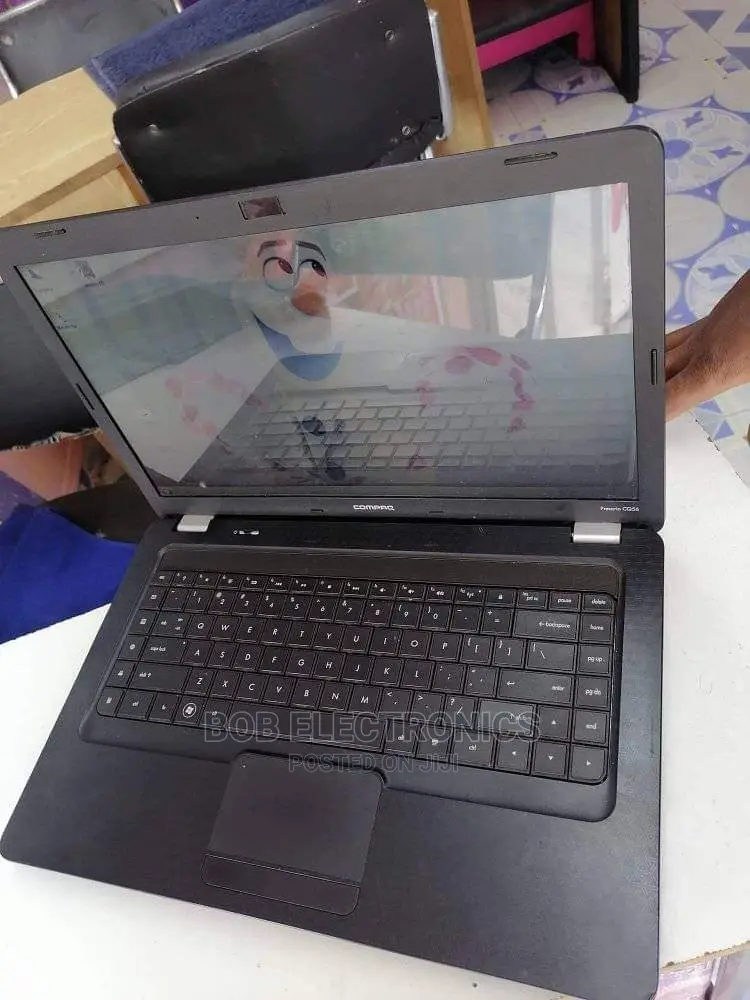 Laptop HP 15-Da2933nia 4GB Intel Celeron HDD 500GB
