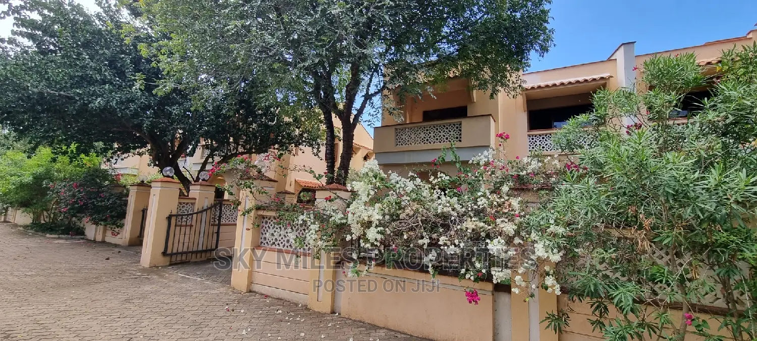 Estate on Sale Located at Serena the Ocean