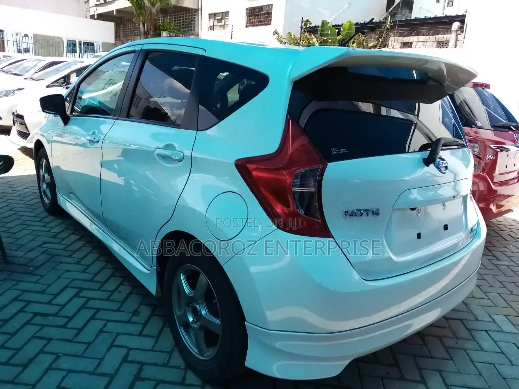 Nissan Note 2016 White