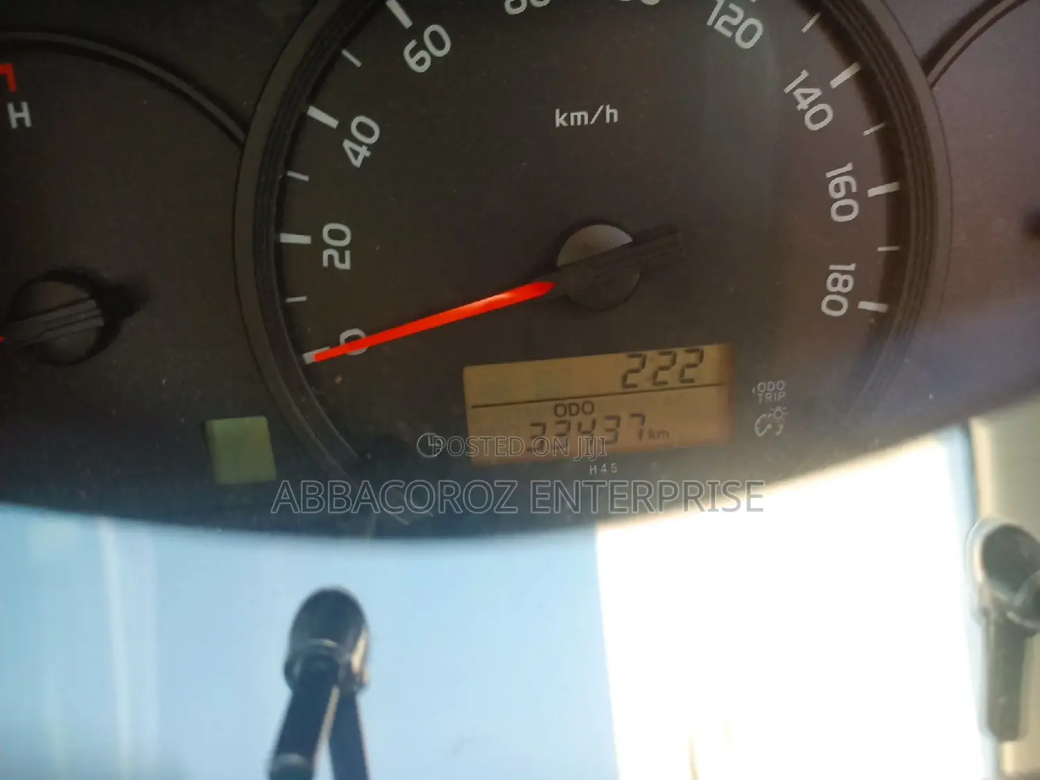 Toyota HiAce 2015 Silver