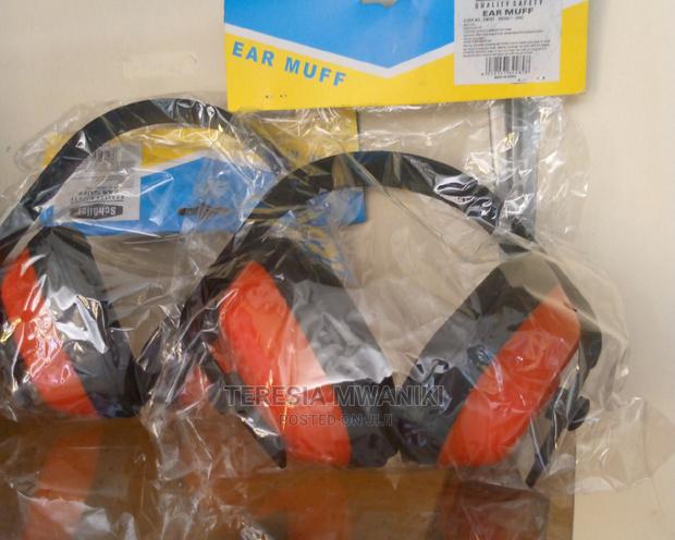 Ear Muffs For Protectioning Ears - thumbnail 2