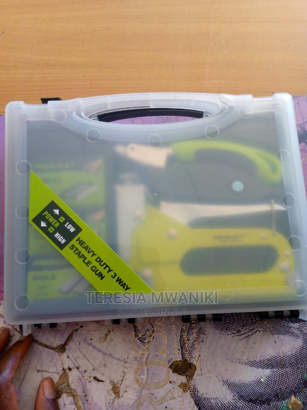 Heavy Duty 3 Way Staple Gun - thumbnail 2