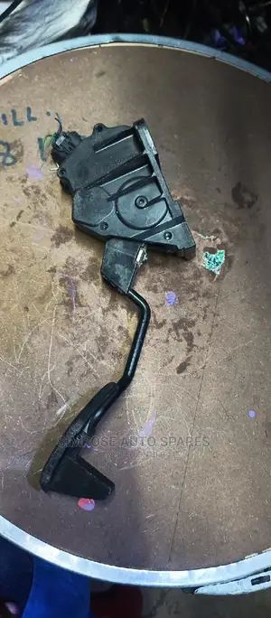 Pedal Sensor for Toyota Vitz 2011