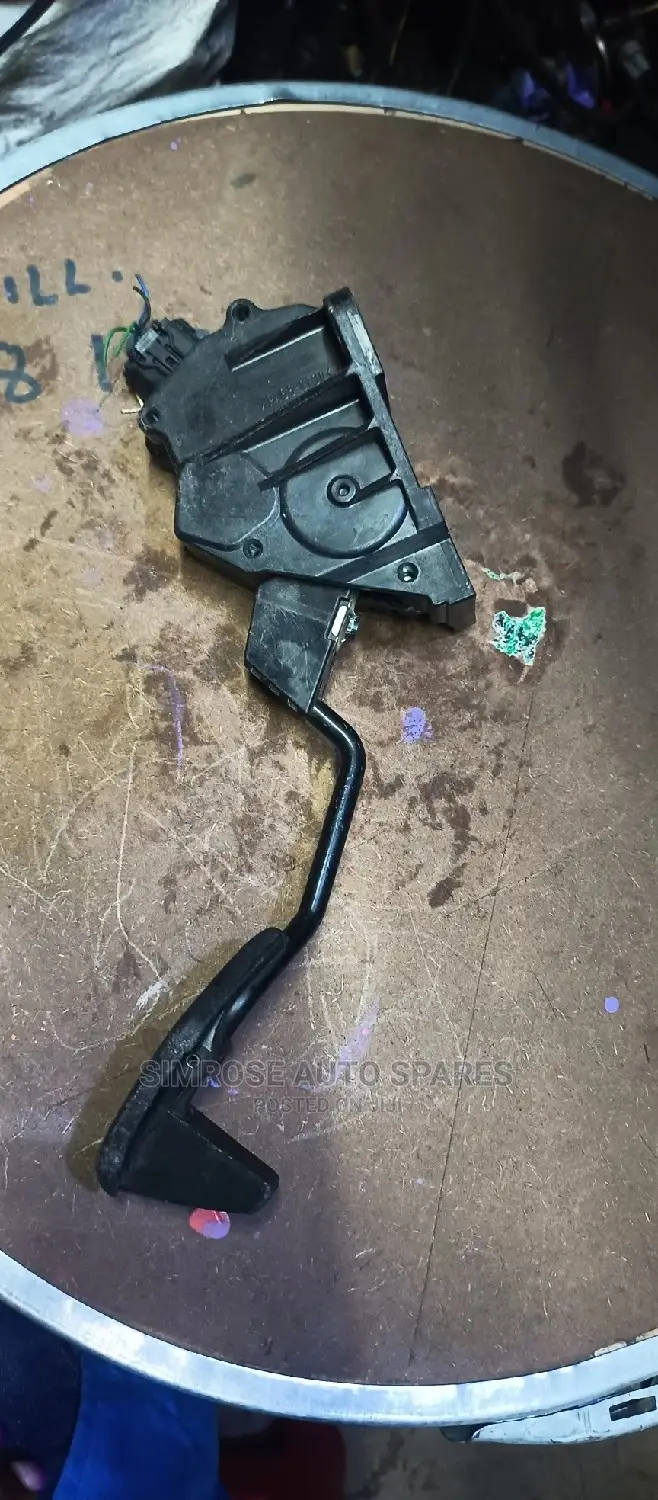 Pedal Sensor for Toyota Vitz 2011