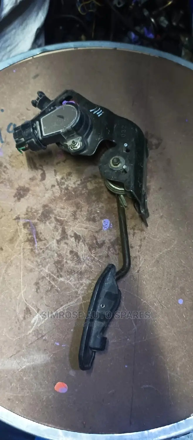 Avensis Pedal Sensor