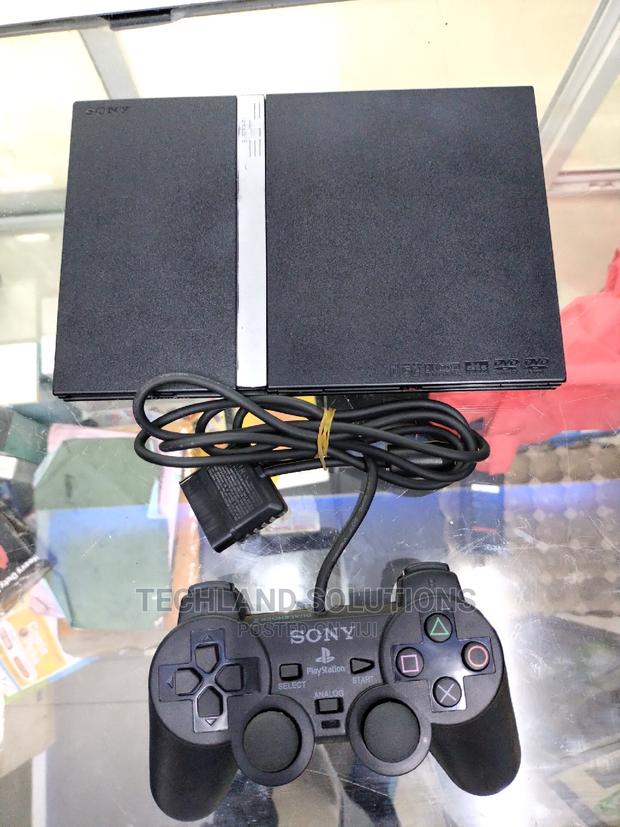 Chipped Playstation 2 - thumbnail 4