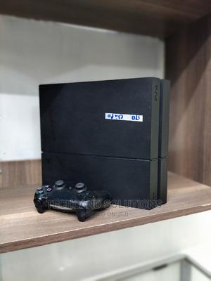 Chipped Ps4 Standard - main view