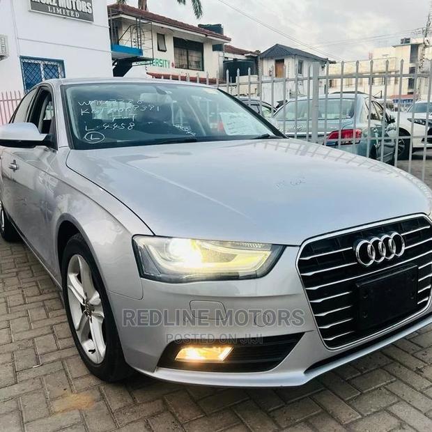 Audi A4 2016 Silver - main view