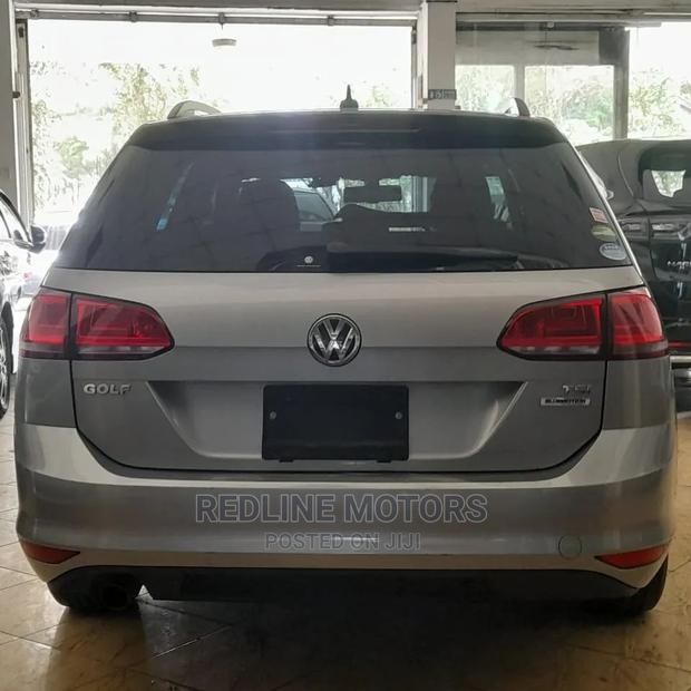 Volkswagen Golf Variant 2016 Silver - thumbnail 2