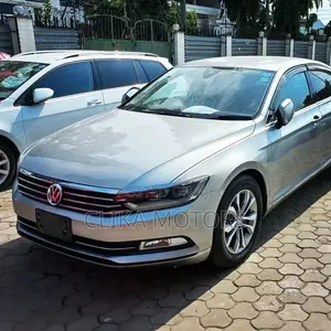 Volkswagen Passat 2016 Gray