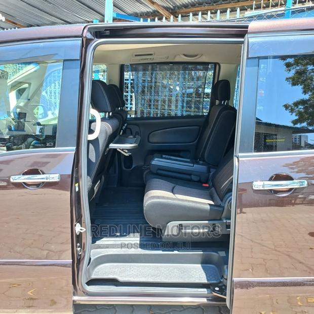 Nissan Serena 2017 Brown - thumbnail 5