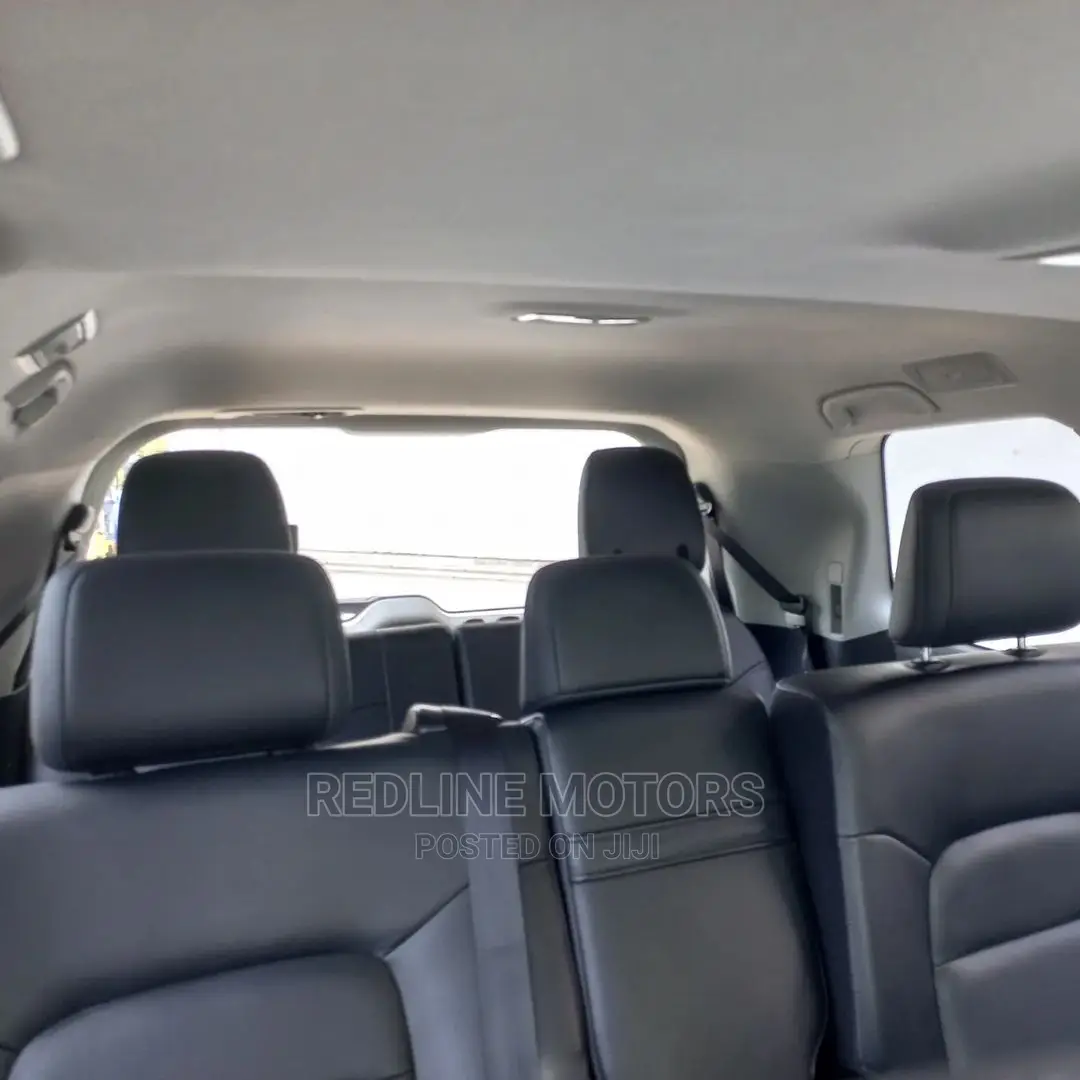 Toyota Land Cruiser Prado 2016 Off White