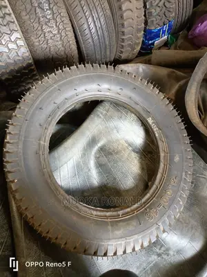 5.00-16 Tyre