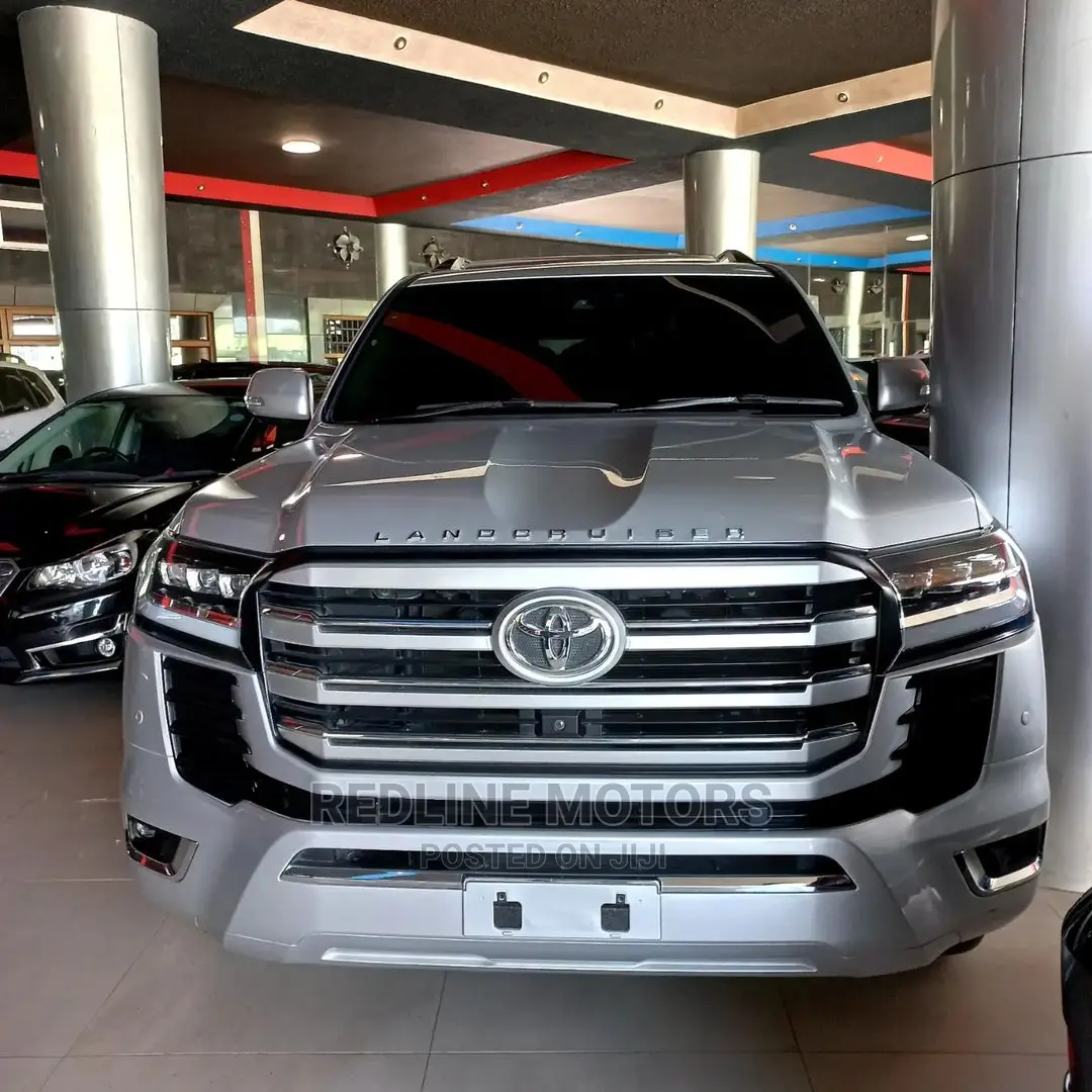 Toyota Land Cruiser Prado 2016 Silver