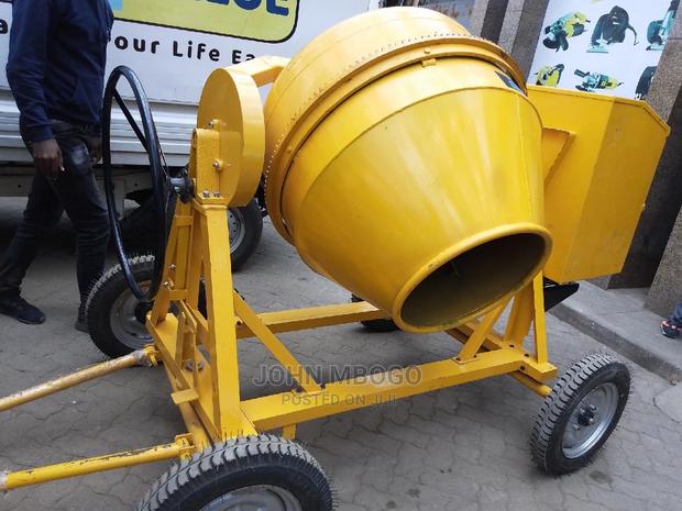 Concrete Mixer - thumbnail 4