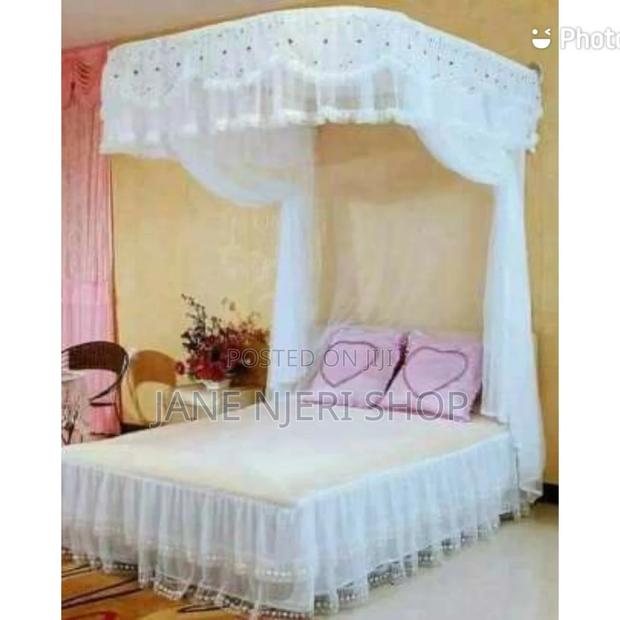 Strong Two Net Stand - main view