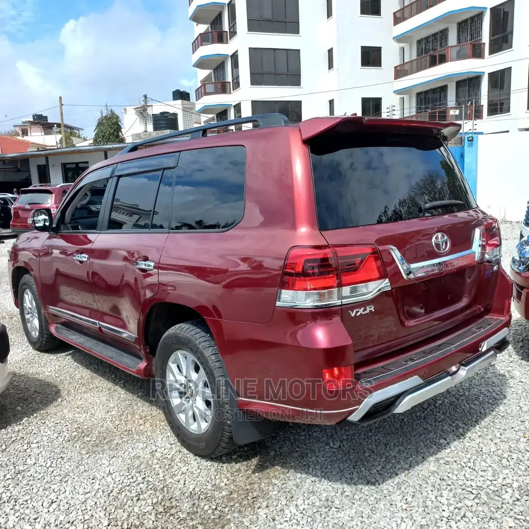 Toyota Land Cruiser Prado 2016 Red