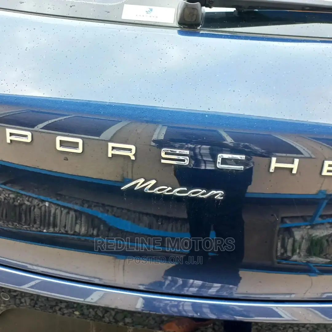 Porsche Macan 2016 Blue