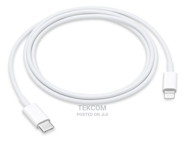 Apple Usb C to Lightning Cable 1m Zml Mx0k2zm/A