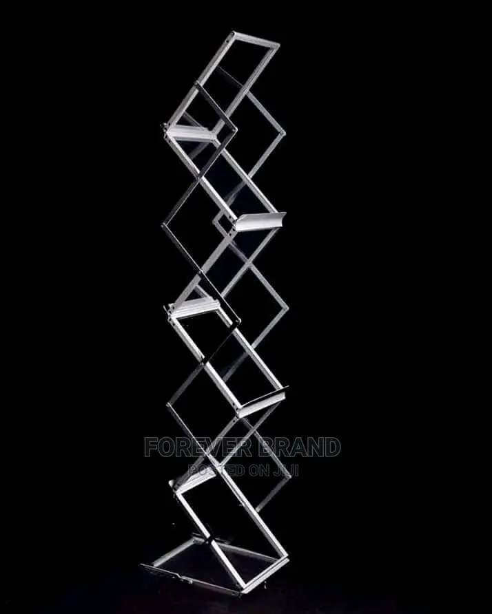 Bronchure Stands