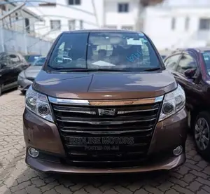 Toyota Noah 2.0 AWD (7 Seater) 2016 Brown