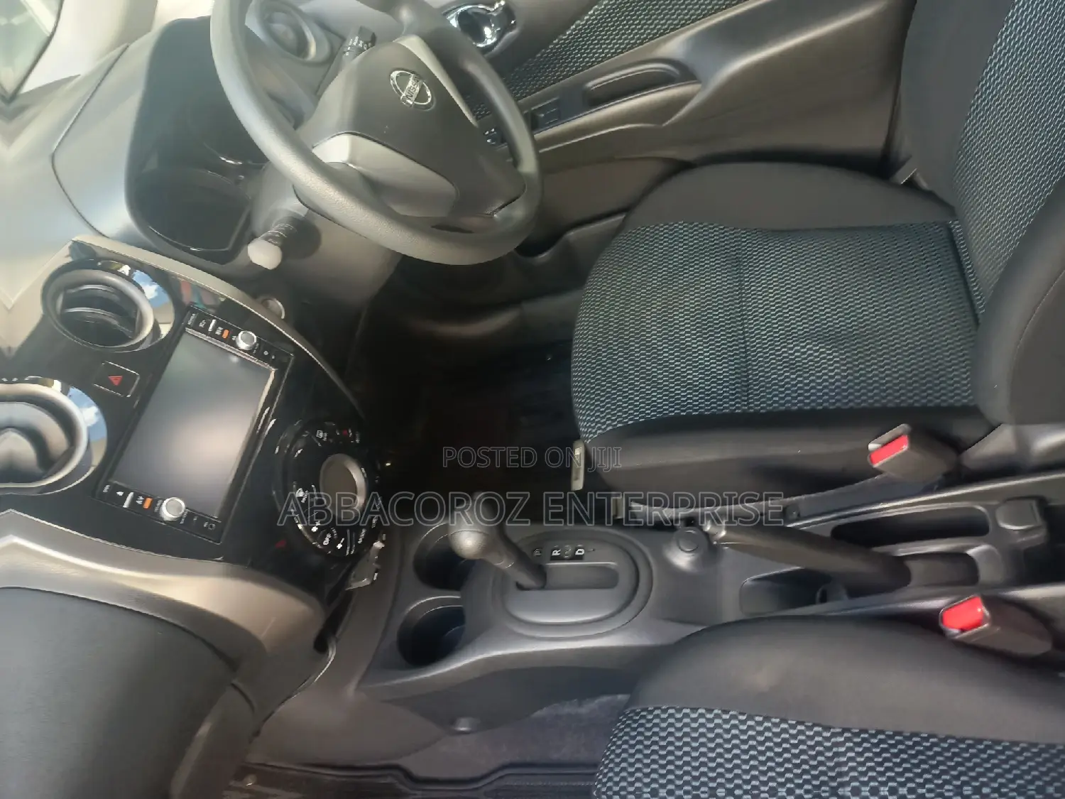 Nissan Note 2015 Red