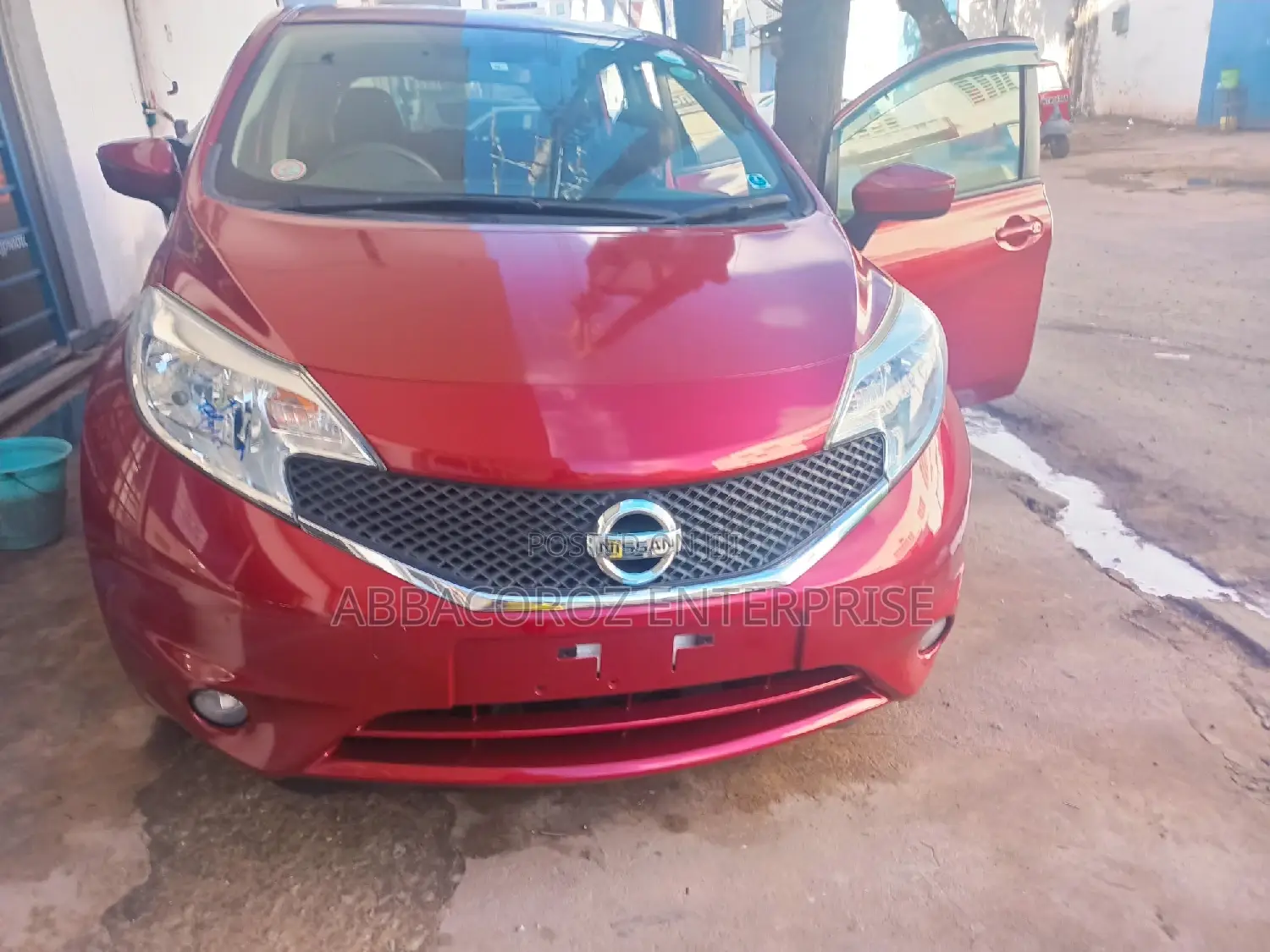 Nissan Note 2015 Red