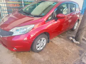 Nissan Note 2015 Red